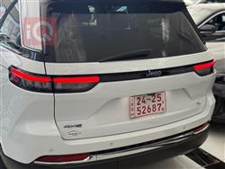 جیپ گراند شیرۆکی